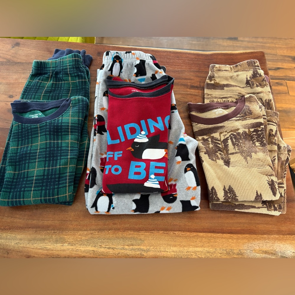 Carters pj sets size 7